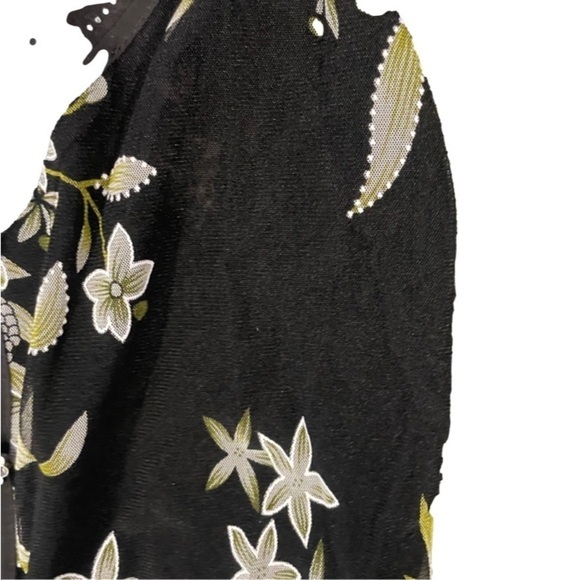 Design works sheer floral women’s blouse size mp - Picture 3 of 5